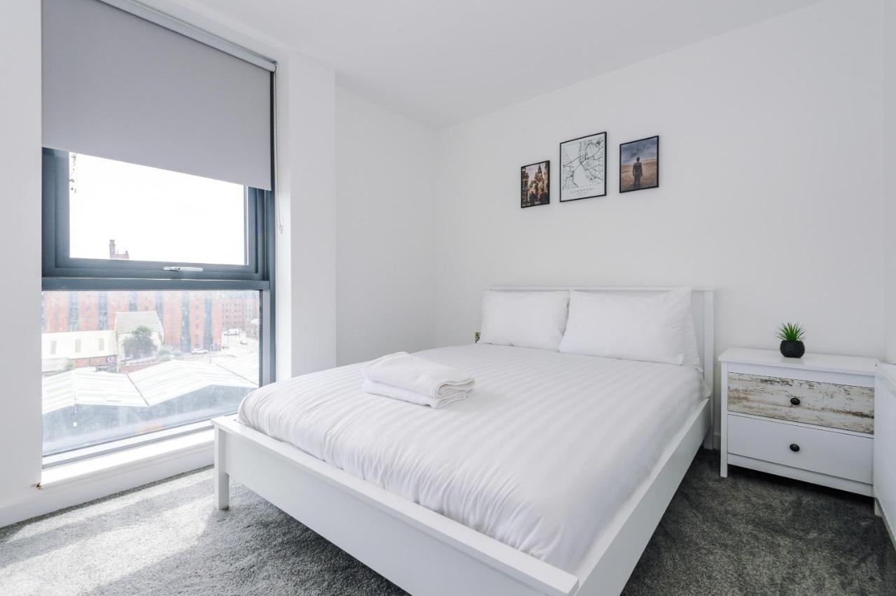 Central Liverpool Apartment Exterior photo